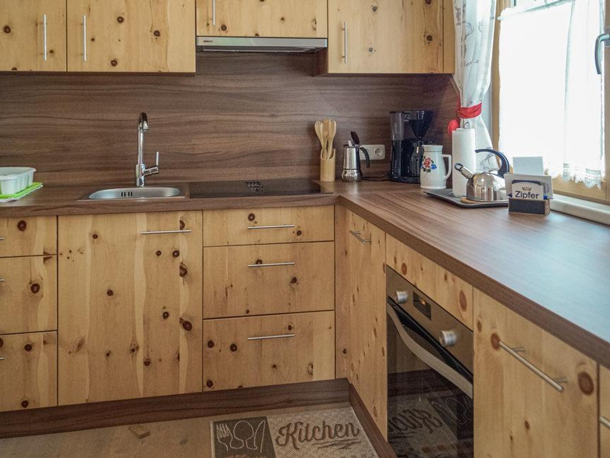 Serles (140) - Navis hut