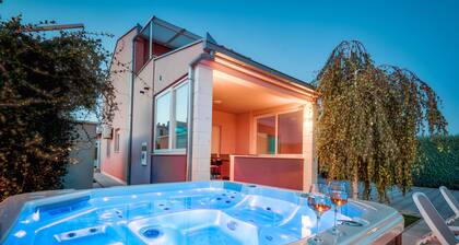 LUXURY VILLA JERKOVIĆ WITH HEATED POOL AND JACUZZI