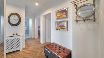 Apartment (ul. Wiejska 58/4) | Wohnbereich | Flachbildfernseher