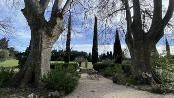 Enceinte de lâhĂ©bergement