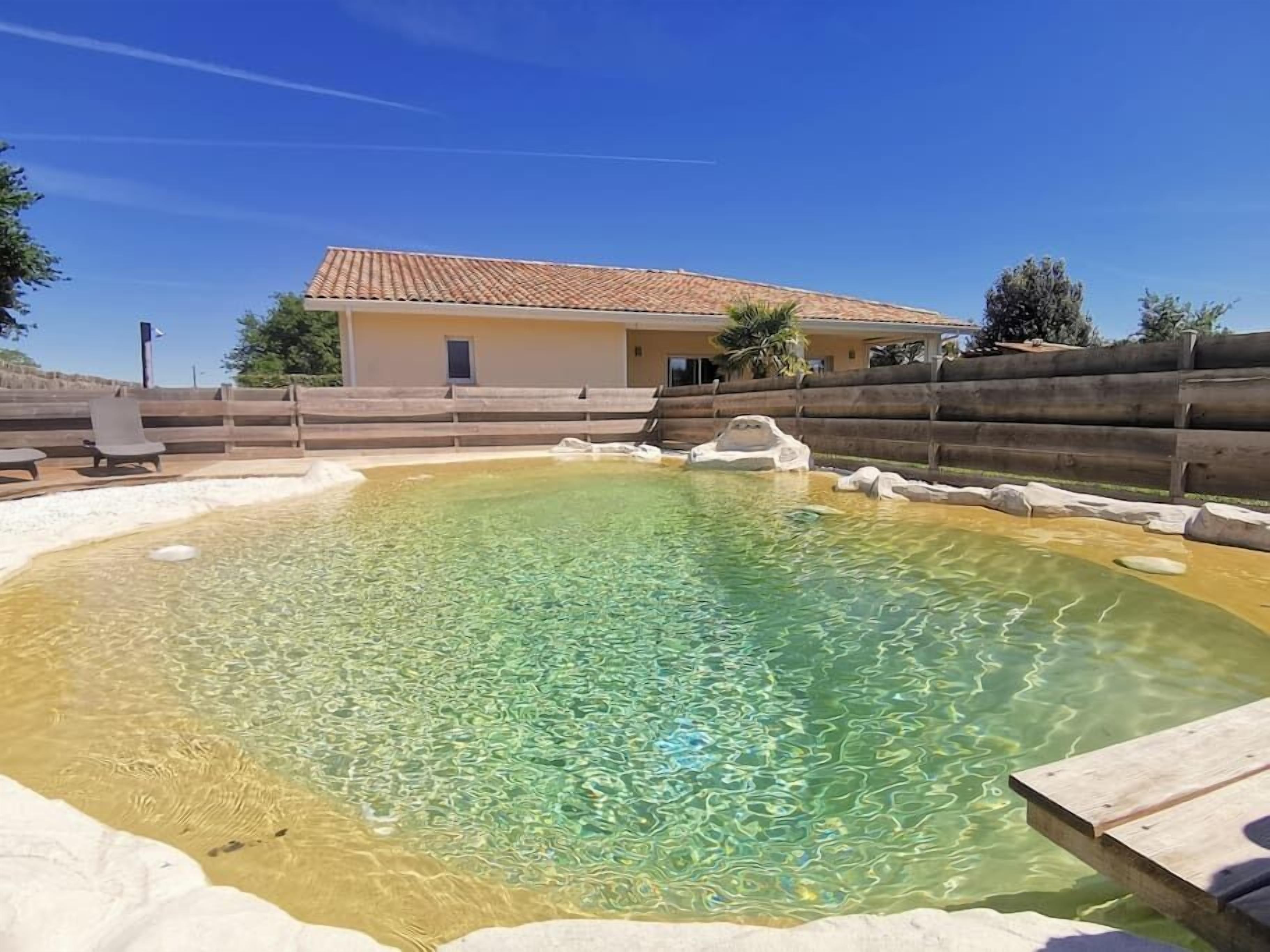 La villa Océan - Swimming pool and pétanque court, LA VILLA OCEAN