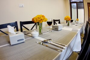 Café da manhã, almoço e jantar