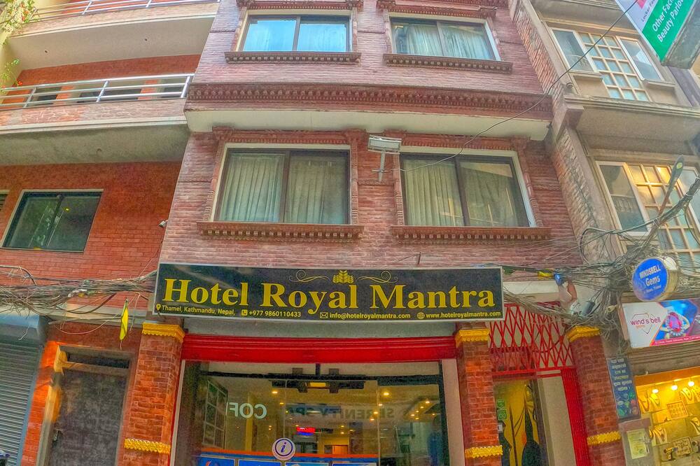 Hotel Royal Mantra