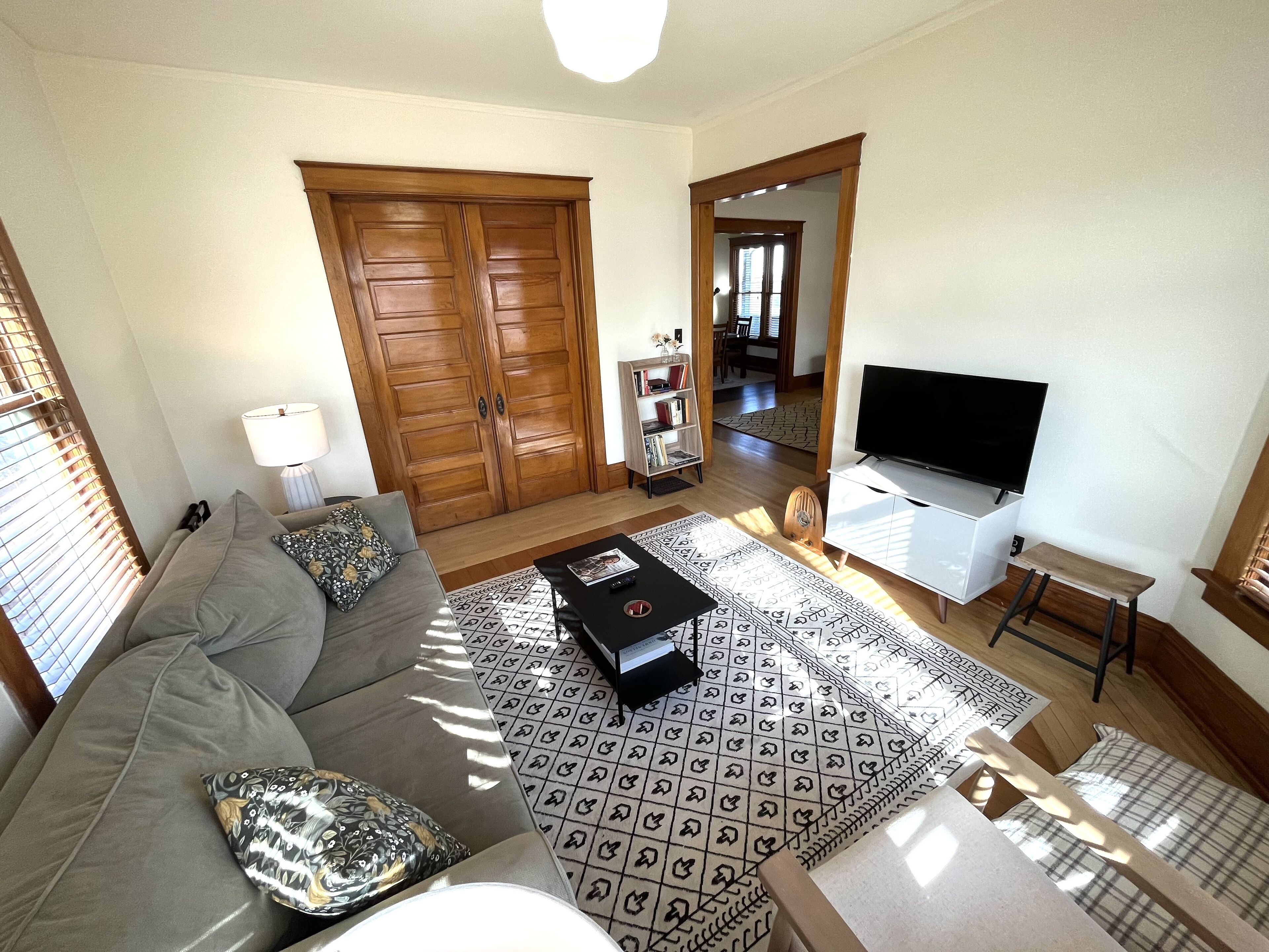 Cozy Historic Home Downtown