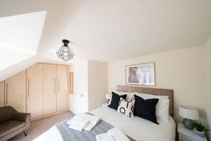 2 camere, ferro/asse da stiro, Wi-Fi gratuito, lenzuola