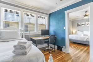 3 bedrooms, desk, iron/ironing board, WiFi