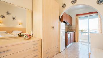 1 bedroom, iron/ironing board, free WiFi, bed sheets
