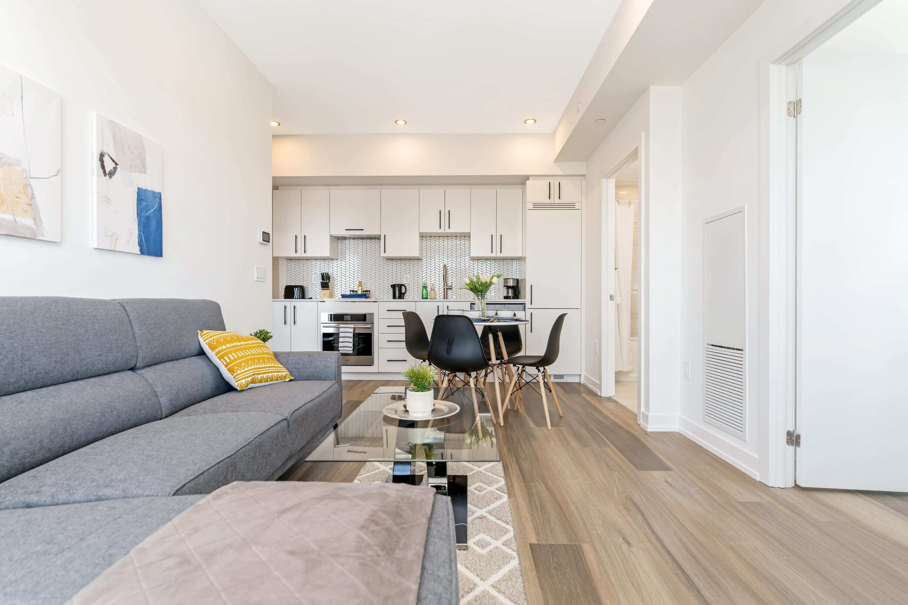 Chic & Spacious 2BR Condo - Sweeping Views!