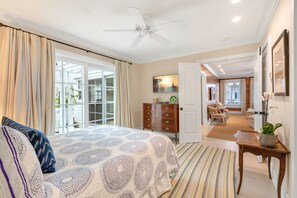 3 habitaciones, escritorio, tabla de planchar con plancha y wifi gratis 