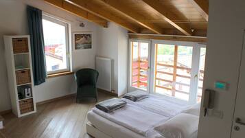 6 camere, ferro/asse da stiro, Wi-Fi gratuito, lenzuola