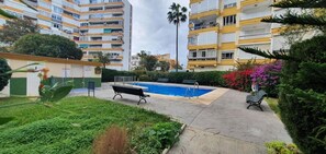 Indoor pool - Apartment 'Torre Del Mar' with Shared Pool, Shared Garden and Air Conditioning (Torre del Mar)