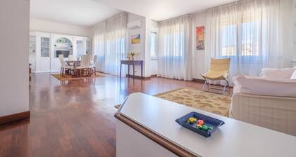 Apartment 'Treviso 4' with Balcony and Air Conditioning