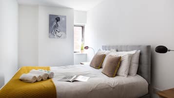 2 bedrooms, desk, soundproofing, iron/ironing board