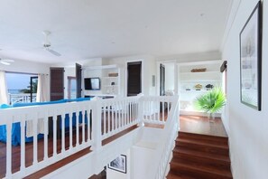 House, 5 Bedrooms | Interior