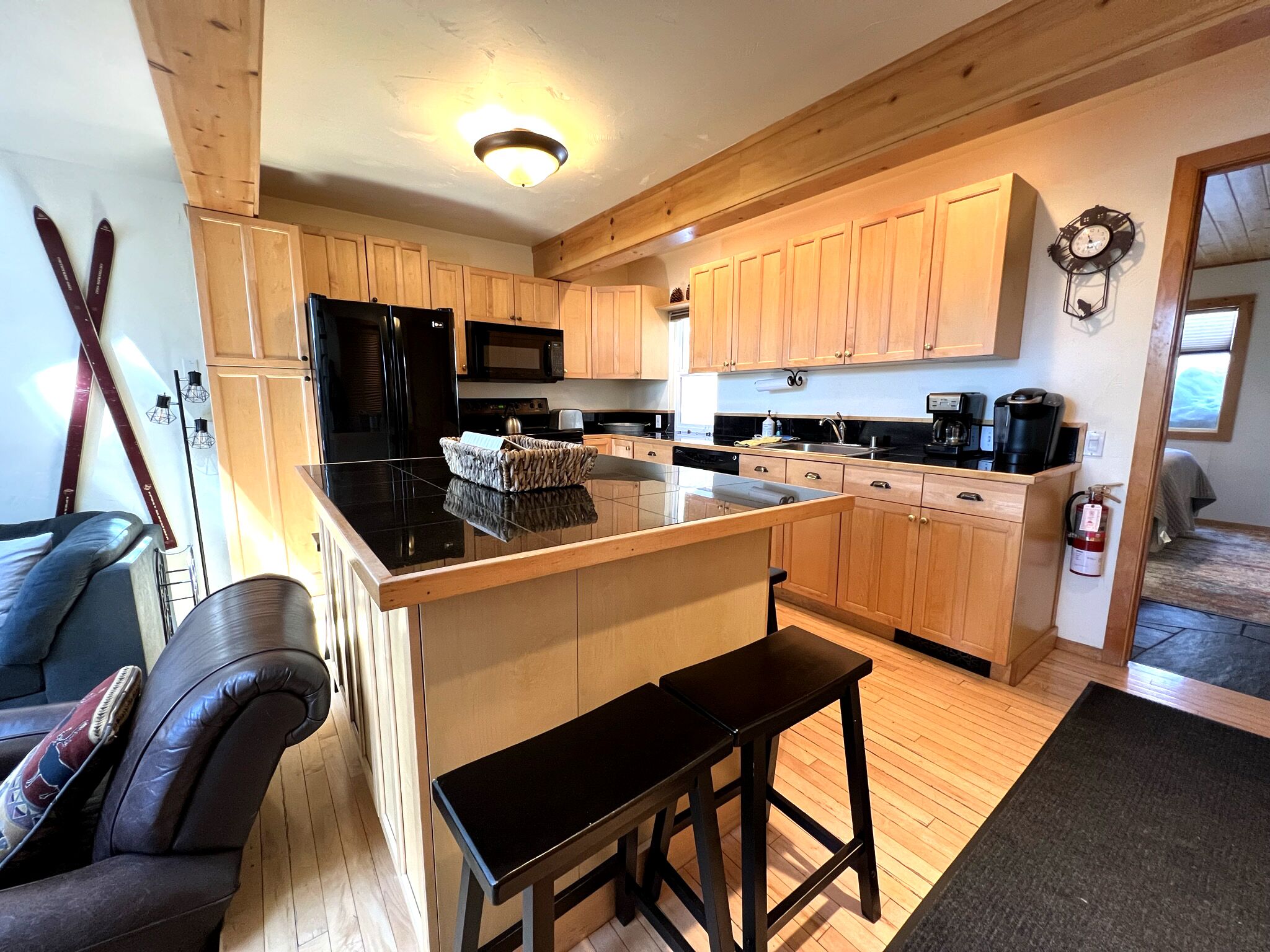 Adventure Awaits from this remodeled Condo-Pool, Hot tub, Tennis Courts