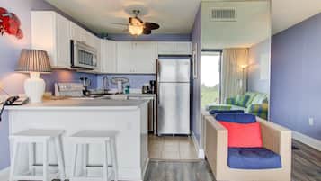 Condo, 1 Bedroom | Private kitchen | Fridge, coffee/tea maker, toaster