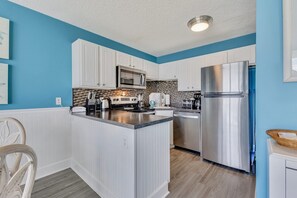 Condo, 1 Bedroom | Private kitchen | Fridge, oven, coffee/tea maker, toaster - 0403 Havin' Fun by Atlantic Towers (Carolina Beach)