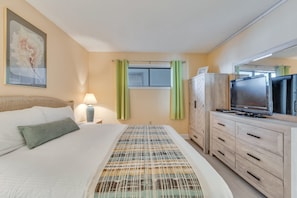Condo, 1 Bedroom | 1 bedroom, iron/ironing board, free WiFi - 0709 Seaside Serenade by Atlantic Towers (Carolina Beach)