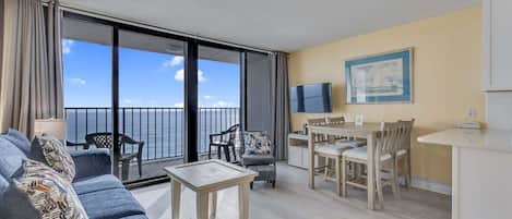 Condo, 1 habitación | Área de sala de estar