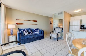 Condo, 1 habitación | Área de sala de estar