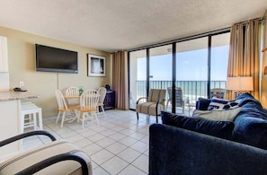 Condo, 1 habitación | Área de sala de estar
