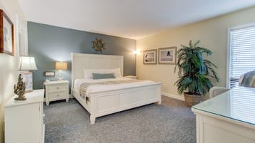 2 bedrooms, iron/ironing board, free WiFi