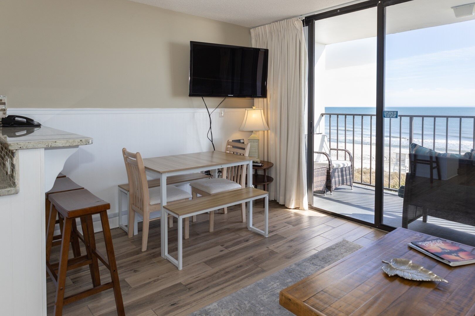 Condo, 1 Bedroom | Dining