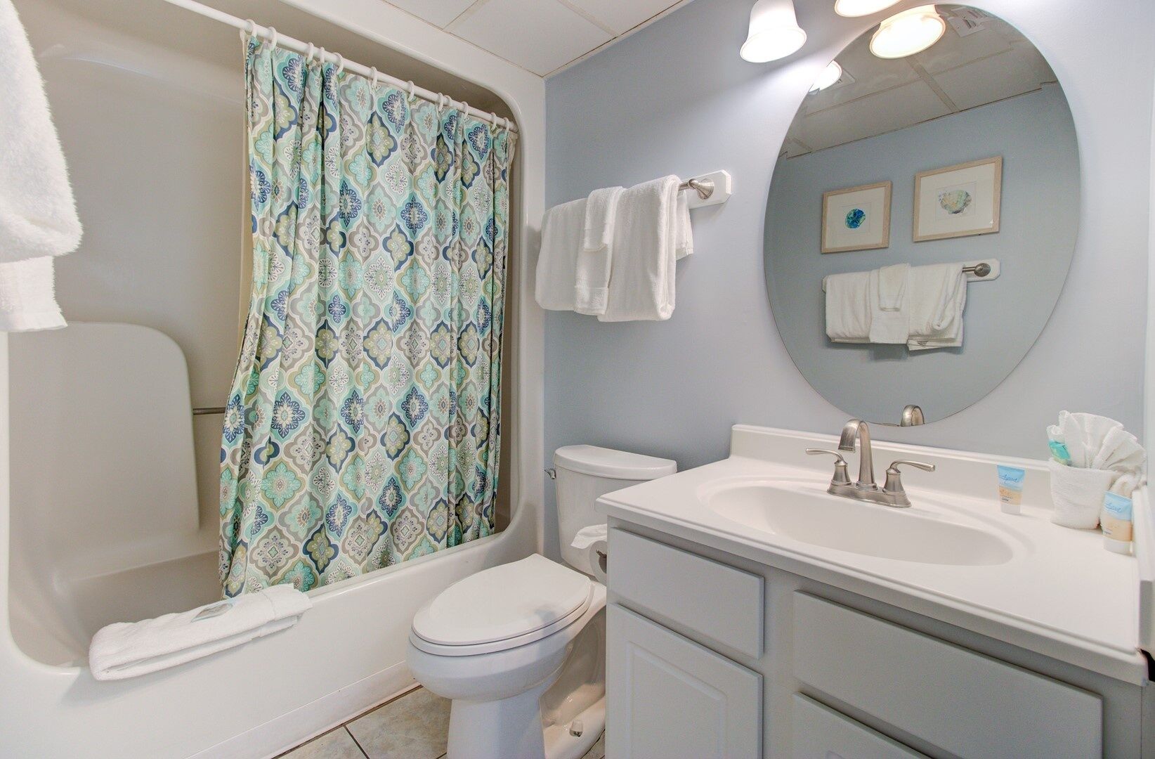 0101 Coastal Retreat 1 Bedroom Condo by Redawning