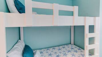 1 habitación, tabla de planchar con plancha y wifi gratis