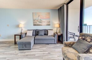Condo, 1 Bedroom | Living area
