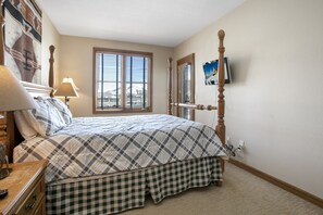 Condo, 2 habitaciones | 2 habitaciones, espacio para trabajar con laptop y wifi gratis 