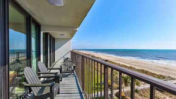 House, 2 Bedrooms | Property grounds