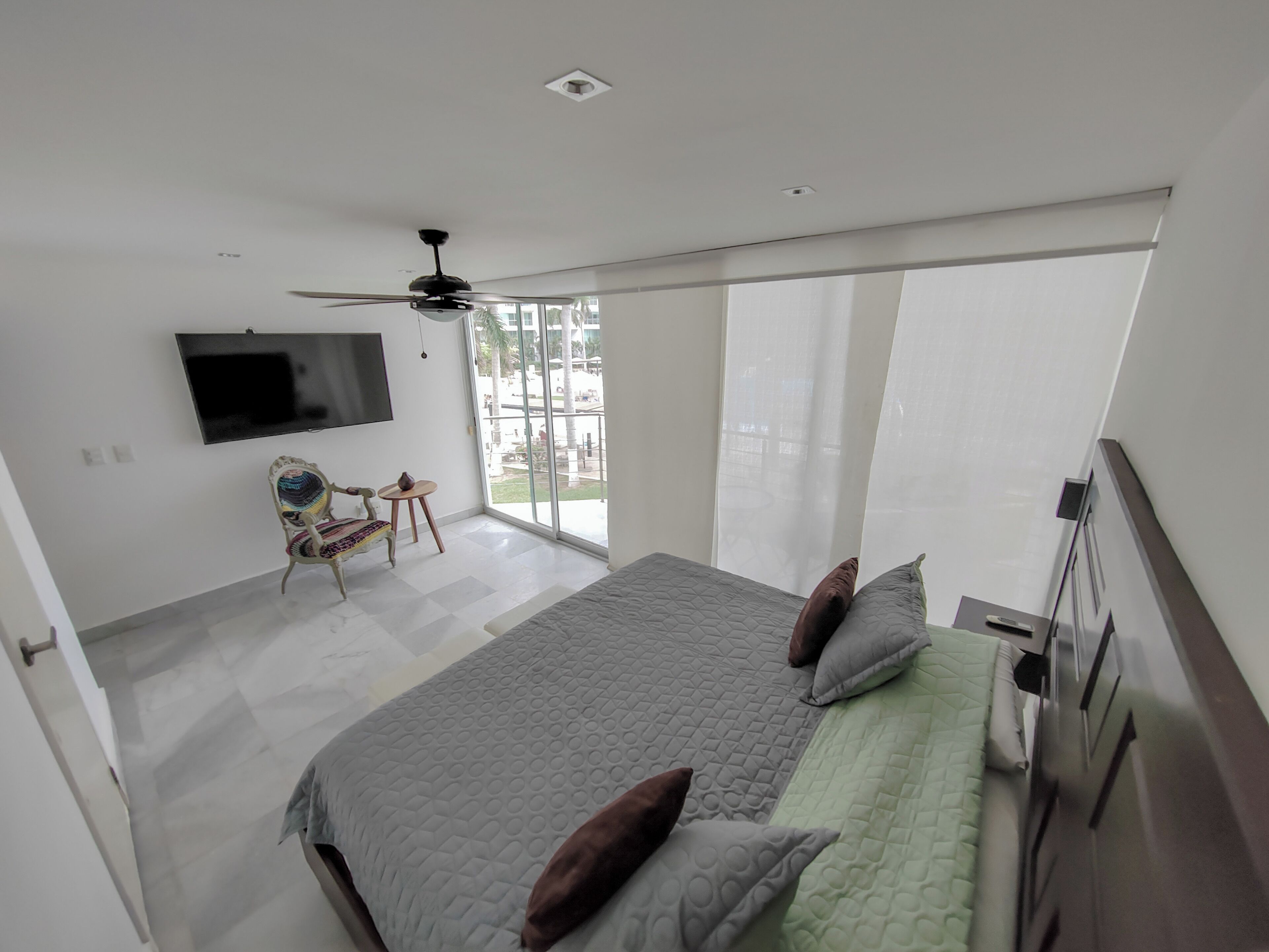 Fully Equipped Beachfront Bliss Two Floor Apartment