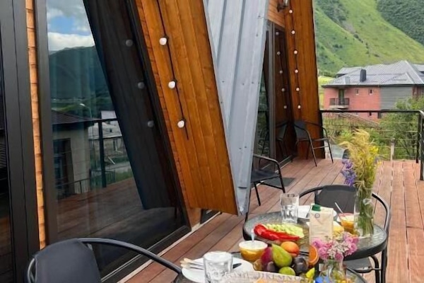 Mặt tiền nơi lưu trú