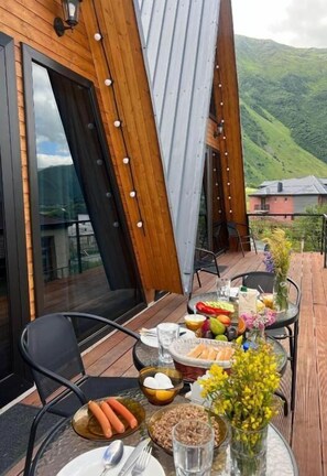 Front of property - PYRAMID KAZBEGI (Kazbegi)