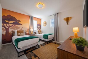 5 bedrooms, iron/ironing board, WiFi, bed sheets - Last Minute Disney Getaway! Luxury Villa with Private Pool. Book Now! #78241 (Orlando)