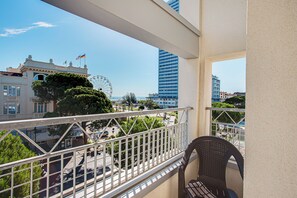 Minibar, coffres-forts dans les chambres