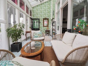 Cottage | Interior