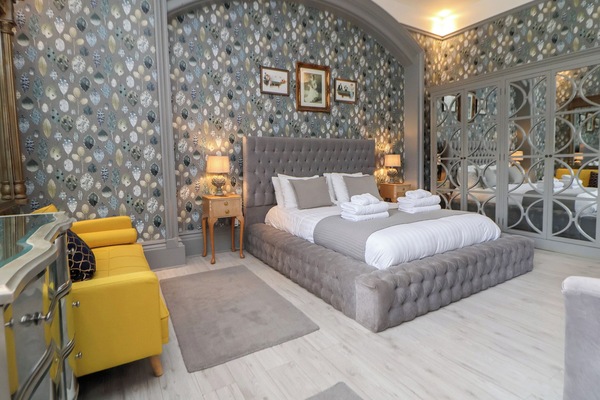 Cottage | Interior