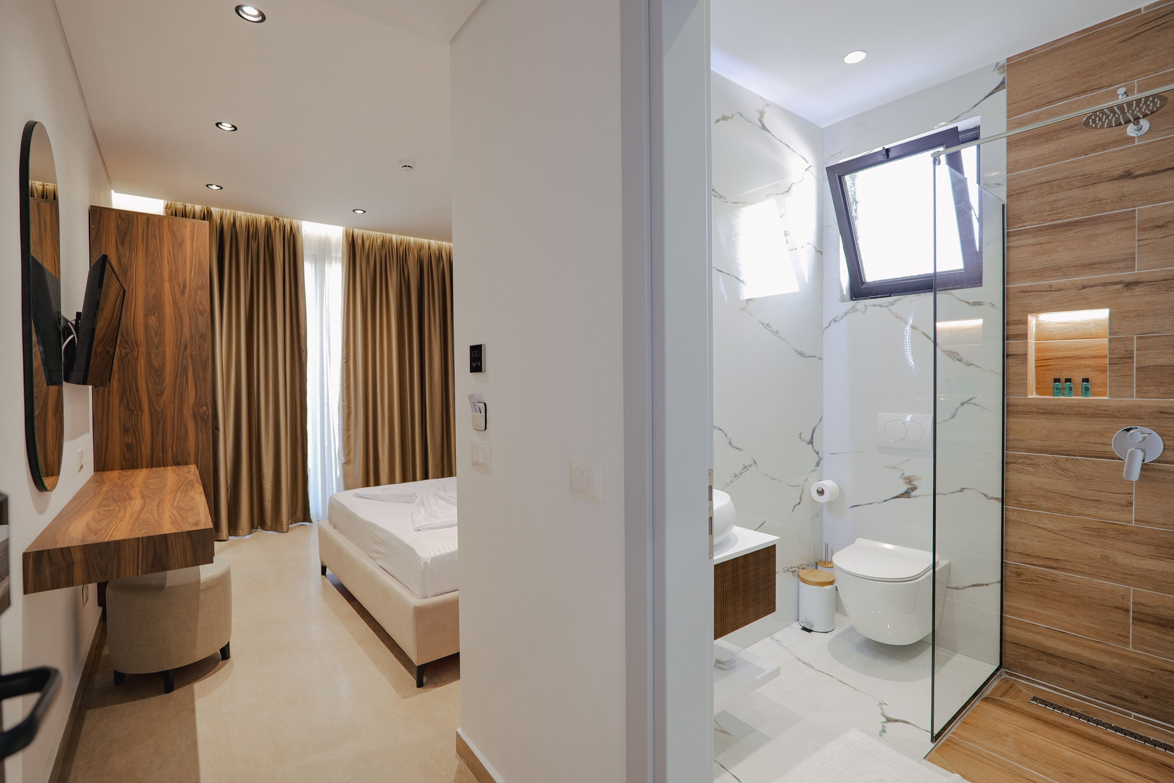 ダブルルーム シービュー | WiFi (無料)、ベッドシーツ