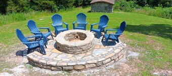Unplug & unwind! 3 bed cabin The Perfect getaway!