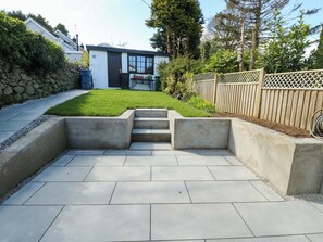 Cottage | Property grounds