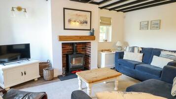 Cottage | Living area