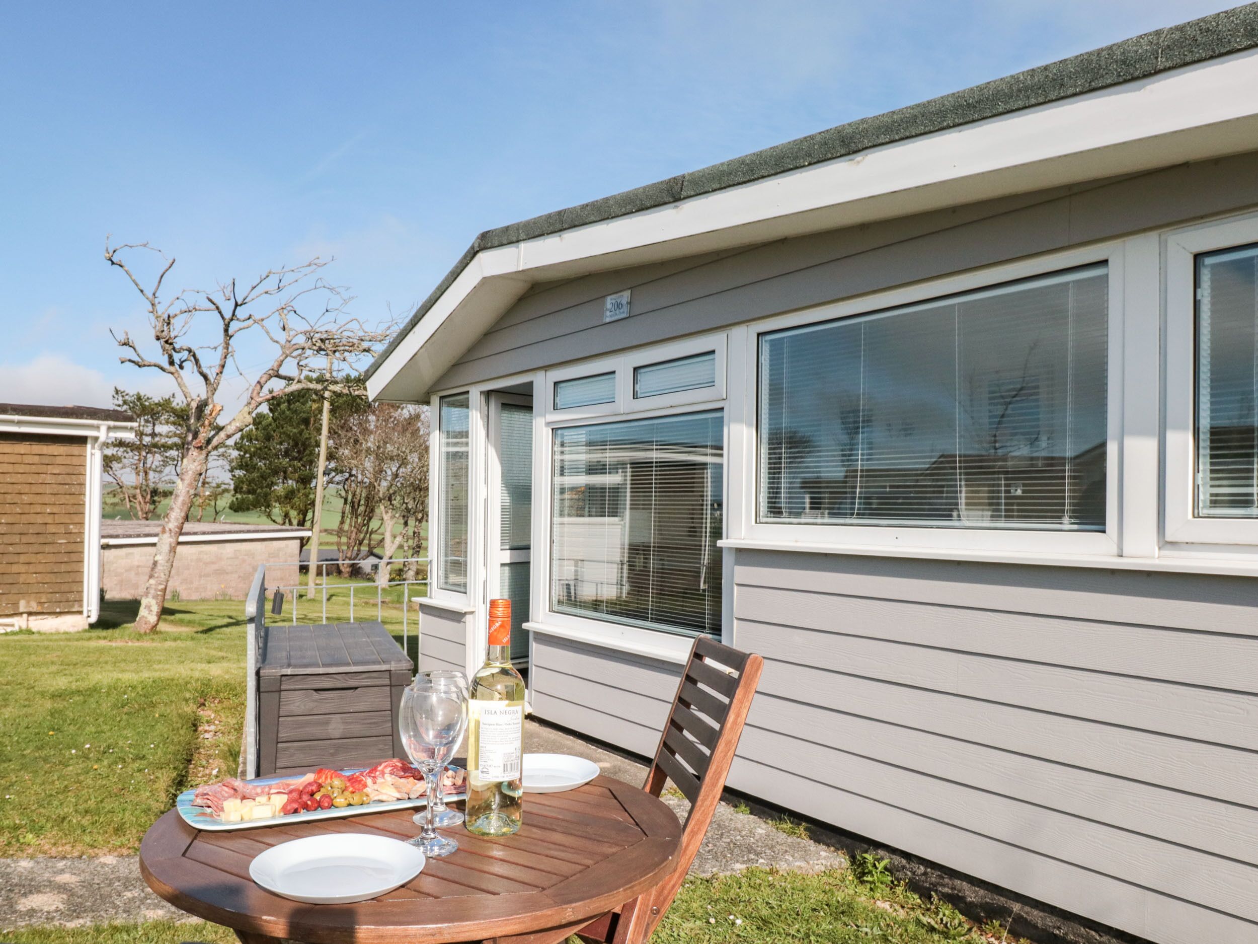 Cottage | Outdoor dining