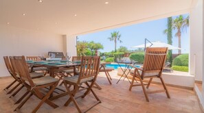 Outdoor dining - Villa Prado - Beautiful spacious beachfront villa (Albufeira)