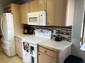 Casa família, 3 quartos, no piso térreo | Cozinha privada | Chaleira elétrica