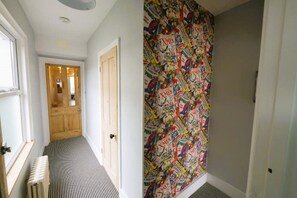 Interior - Trendy quirky ground floor Victorian garden flat (Worthing)