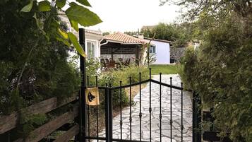 Enceinte de lâhĂ©bergement