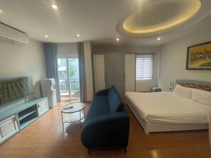 Studio Économique, balcon, vue ville | Balcon
