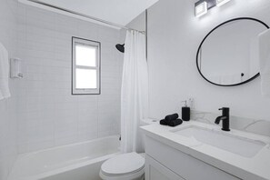 Hair dryer - Weber · Jungle House, minutes away from ASU/ Old Town (Tempe)
